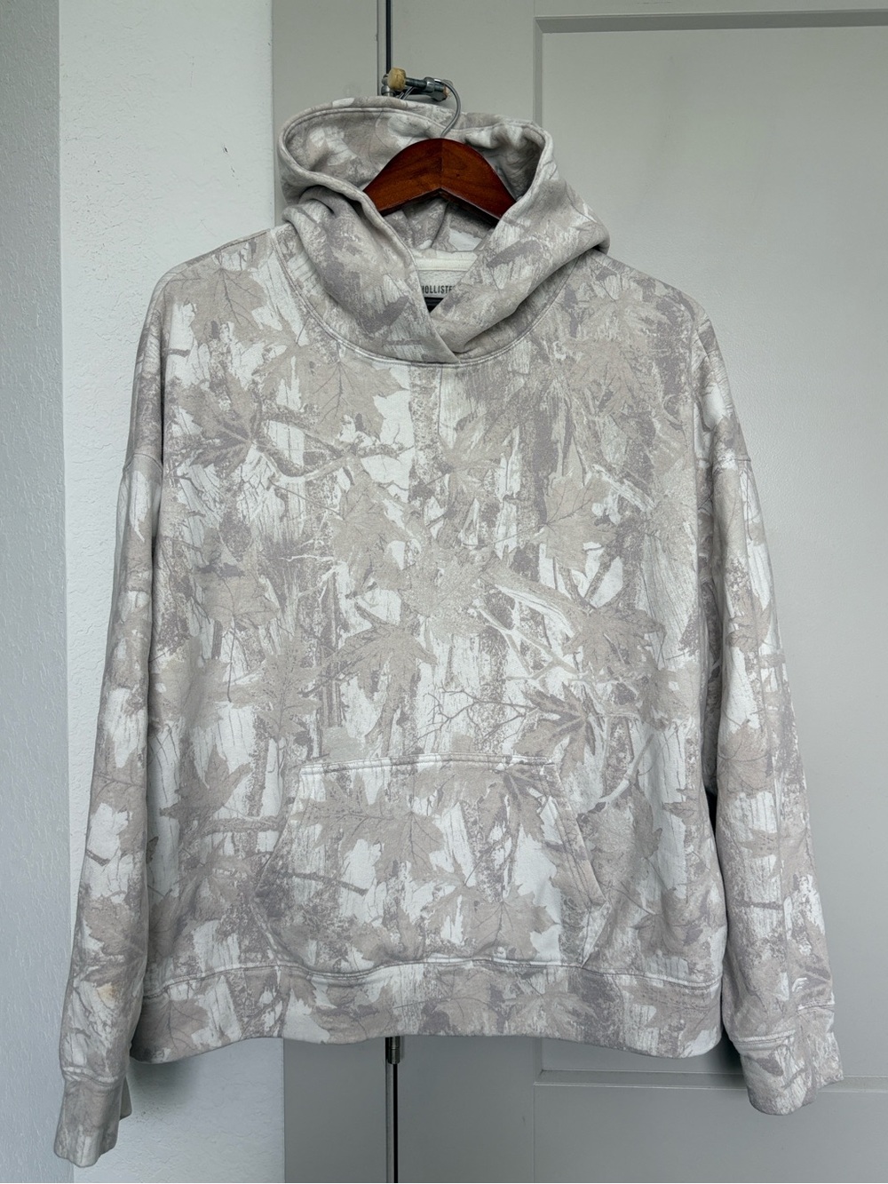 HOLLISTER BOXY CAMO LIGHT GREY HOODIE MENS MEDIUM